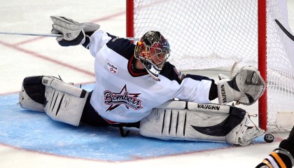 开云app更新-东亚杯中国足球平局 球员需要提升临场应变能力，东亚杯国足成绩